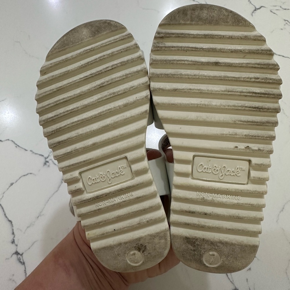 Carters Cat & Jack Bundled Girls Shoe Sandals Size 7 Toddler - Picture 4 of 10